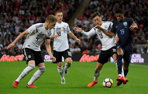 2017-11-10t212604z_1834923364_rc14ff47e000_rtrmadp_3_soccer-friendly-eng-ger_reuters