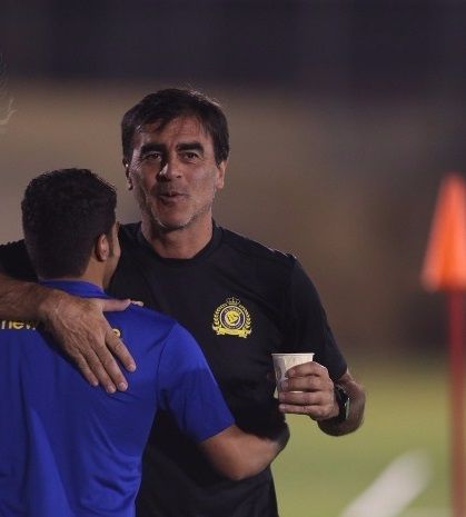 المدرب كونتيروس مع الشهري