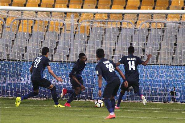 لاعبو الهلال