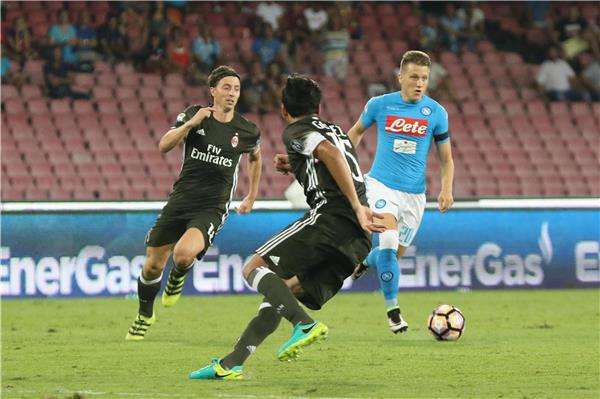 من لقاء سابق بين نابولي وميلان