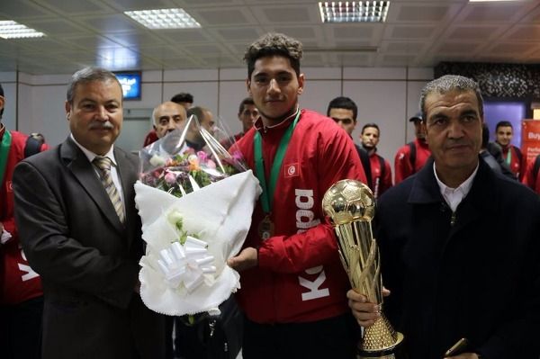 من استقبال منتخب الناشئين التونسي