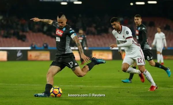 ?i=reuters%2f2017-11-18%2f2017-11-18t210001z_1676192251_rc15facbb250_rtrmadp_3_soccer-italy-nap-mil_reuters