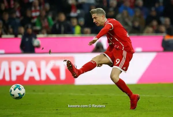 ?i=reuters%2f2017-11-18%2f2017-11-18t151344z_1617814536_rc11011b5c70_rtrmadp_3_soccer-germany-bay-aug_reuters