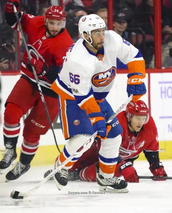 ?i=reuters%2f2017-11-20%2f2017-11-20t021327z_349612968_nocid_rtrmadp_3_nhl-new-york-islanders-at-carolina-hurricanes_reuters
