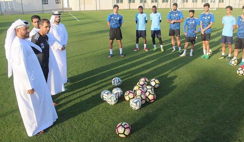 جانب من تدريبات الفريق