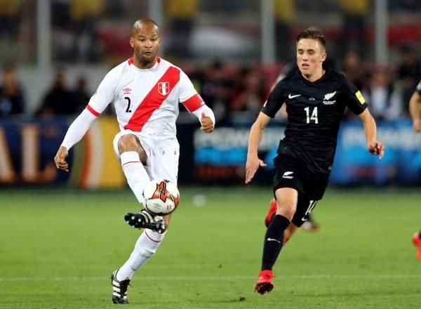 جانب من لقاء بيرو ونيوزيلندا