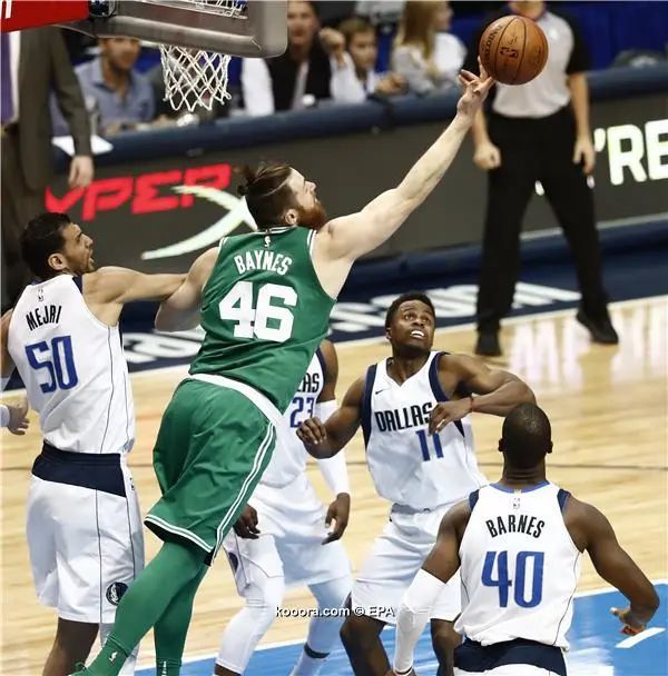 ?i=epa%2fbasketball%2f2017-11%2f2017-11-21-06341234_epa