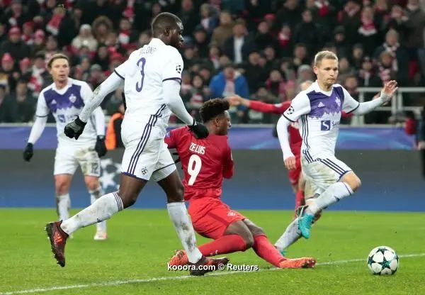 ?i=reuters%2f2017-11-21%2f2017-11-21t190222z_1390331213_rc1678572900_rtrmadp_3_soccer-champions-spm-mar_reuters