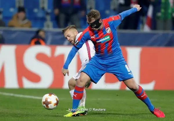 ?i=reuters%2f2017-11-23%2f2017-11-23t181037z_807067476_rc1d6e90b090_rtrmadp_3_soccer-europa-vpl-sbu_reuters