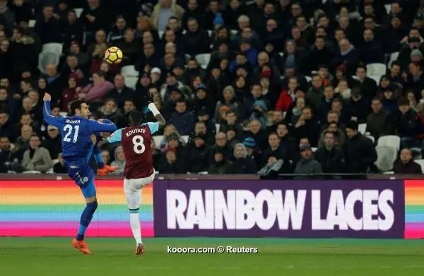 ?i=reuters%2f2017-11-24%2f2017-11-24t211602z_850153990_rc1b3928ce20_rtrmadp_3_soccer-england-whu-lei_reuters