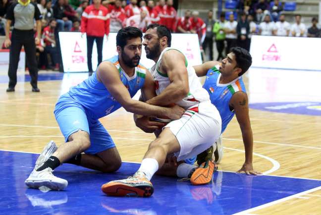 من لقاء لبنان والهند