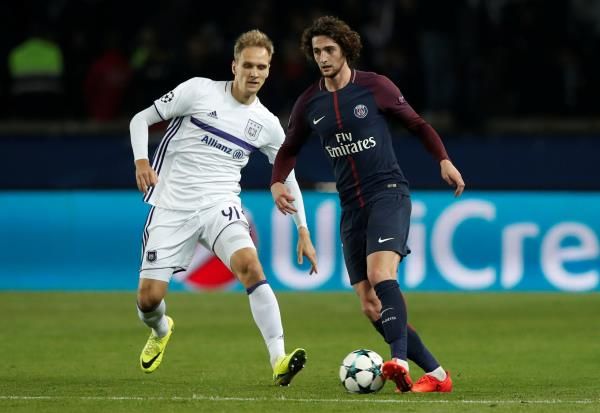 أدريان رابيو