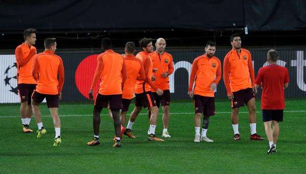 لاعبو برشلونة