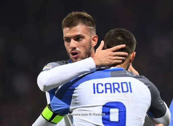 ?i=reuters%2f2017-11-25%2f2017-11-25t202603z_1137511580_rc1906652f60_rtrmadp_3_soccer-italy-cag-int_reuters