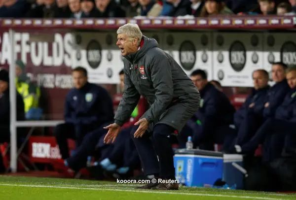 ?i=reuters%2f2017-11-26%2f2017-11-26t155000z_482236837_rc12921b9150_rtrmadp_3_soccer-england-bur-ars_reuters