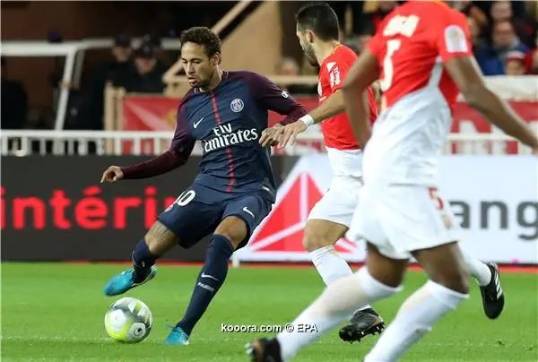 ?i=epa%2fsoccer%2f2017-11%2f2017-11-26%2f2017-11-26-06353025_epa