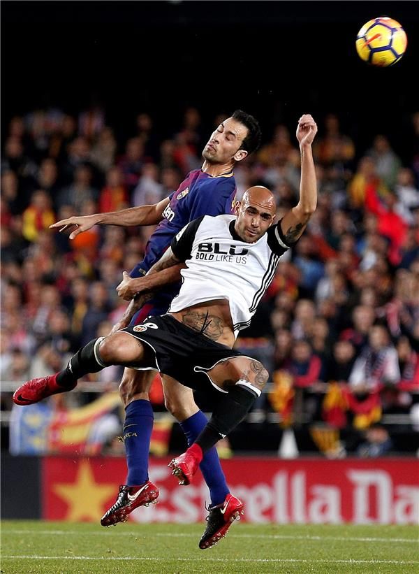 بوسكيتس أمام فالنسيا