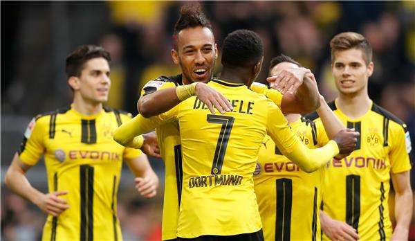 لاعبو بوروسيا دورتموند - أرشيفية