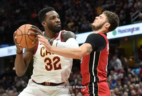 ?i=reuters%2f2017-11-29%2f2017-11-29t031358z_1766449239_nocid_rtrmadp_3_nba-miami-heat-at-cleveland-cavaliers_reuters