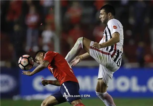 ?i=epa%2fsoccer%2f2017-11%2f2017-11-29%2f2017-11-29-06356710_epa
