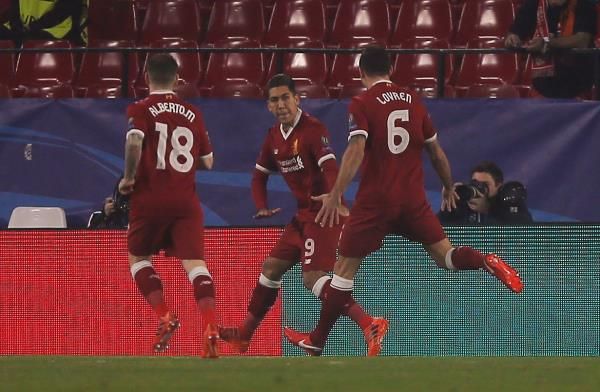  لاعبو ليفربول