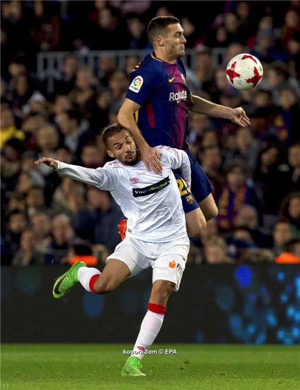 ?i=epa%2fsoccer%2f2017-11%2f2017-11-29%2f2017-11-29-06358138_epa