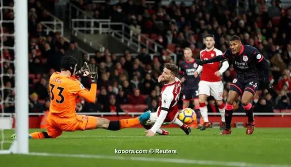 ?i=albums%2fmatches%2f1468273%2f2017-11-29t205916z_1162200637_rc1e3327bbf0_rtrmadp_3_soccer-england-ars-hdd_reuters