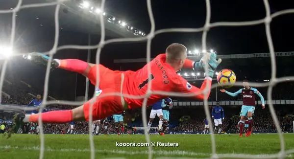?i=reuters%2f2017-11-29%2f2017-11-29t220418z_1673593189_rc14cb7fd170_rtrmadp_3_soccer-england-eve-whu_reuters
