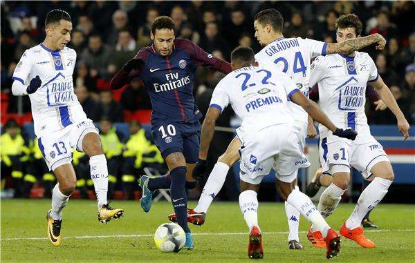 من مباراة باريس وتروا