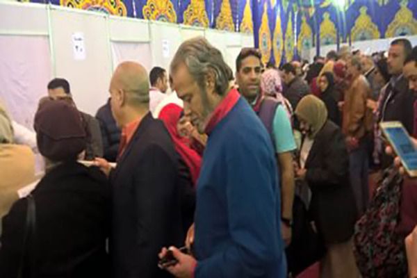 فاروق الفيشاوي