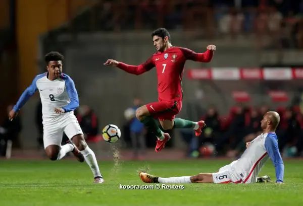 ?i=reuters%2f2017-11-29%2f2017-11-29t150333z_1602195343_rc1f400e6a00_rtrmadp_3_soccer-worldcup-pot1_reuters