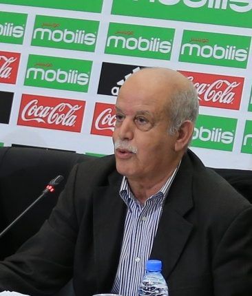 رابح سعدان خلال المؤتمر الصحفي اليوم 