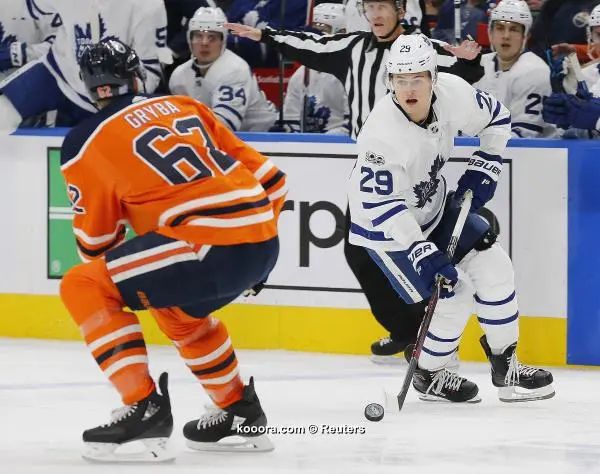?i=reuters%2f2017-12-01%2f2017-12-01t040111z_1509424837_nocid_rtrmadp_3_nhl-toronto-maple-leafs-at-edmonton-oilers_reuters