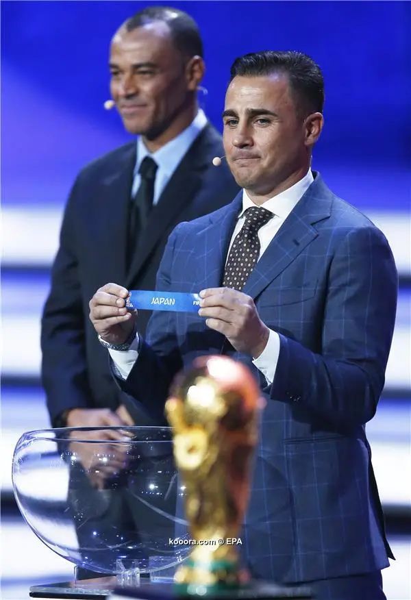 ?i=epa%2fsoccer%2f2017-12%2f2017-12-01%2f2017-12-01-06361894_epa