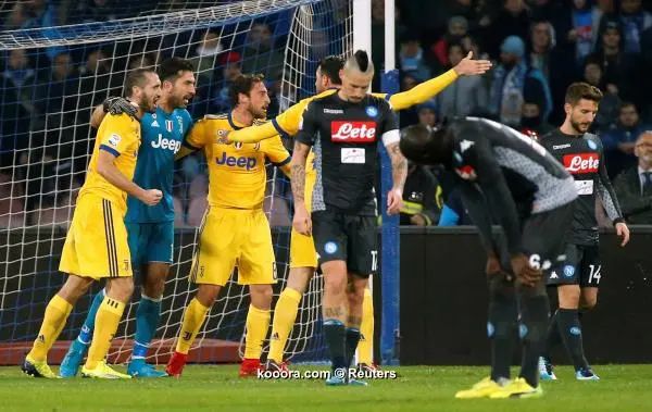 ?i=reuters%2f2017-12-01%2f2017-12-01t215042z_1464142068_rc16747bebb0_rtrmadp_3_soccer-italy-nap-juv_reuters