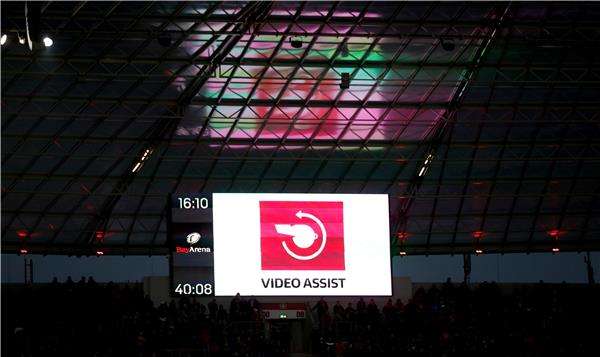 تقنية الفيديو تطرد لاعب ليفركوزن