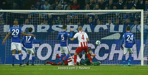 ?i=reuters%2f2017-12-02%2f2017-12-02t184547z_1765543558_rc1d32f97a90_rtrmadp_3_soccer-germany-s04-cgn_reuters