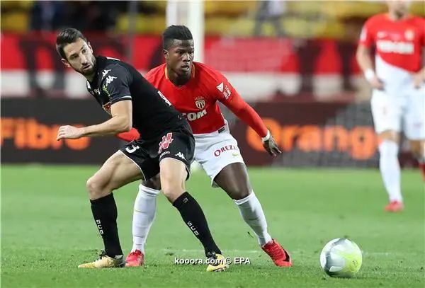 ?i=epa%2fsoccer%2f2017-12%2f2017-12-02%2f2017-12-02-06364371_epa