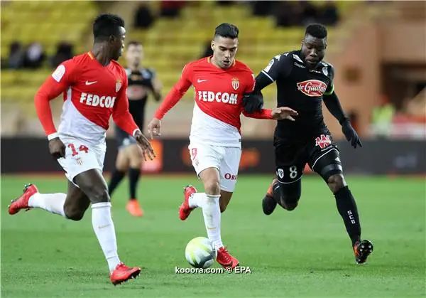 ?i=epa%2fsoccer%2f2017-12%2f2017-12-02%2f2017-12-02-06364391_epa