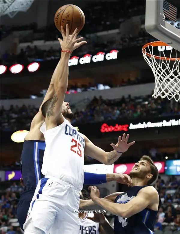 ?i=epa%2fbasketball%2f2017-12%2f2017-12-02-06364344_epa