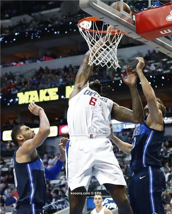 ?i=epa%2fbasketball%2f2017-12%2f2017-12-02-06364355_epa