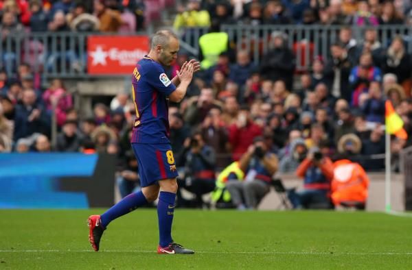 2017-12-02t132008z_1816517943_rc14e8675780_rtrmadp_3_soccer-spain-fcb-clv_reuters