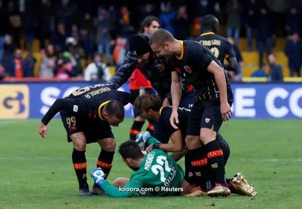 ?i=reuters%2f2017-12-03%2f2017-12-03t133832z_20621616_rc1ea67781a0_rtrmadp_3_soccer-italy-ben-mil_reuters