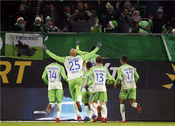 فرحة لاعبي فولفسبورج