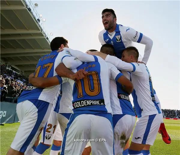 ?i=albums%2fmatches%2f1014418%2f2017-12-03-06365102_epa