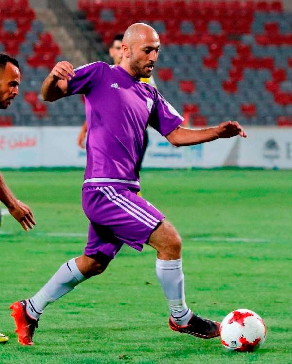 عيسى السباح