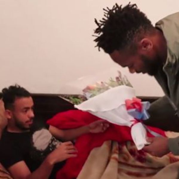 كوليبالي خلال زيارته للحداد