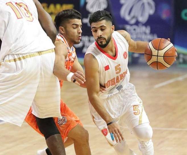 لقطة من مباراة الحالة مع المحرق