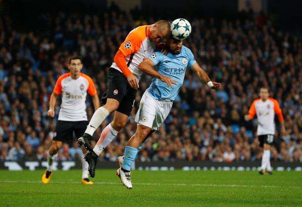 لقاء سابق بين الفريقين