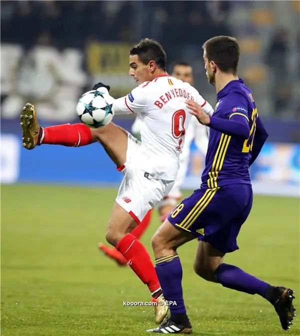 ?i=epa%2fsoccer%2f2017-12%2f2017-12-06%2f2017-12-06-06372340_epa